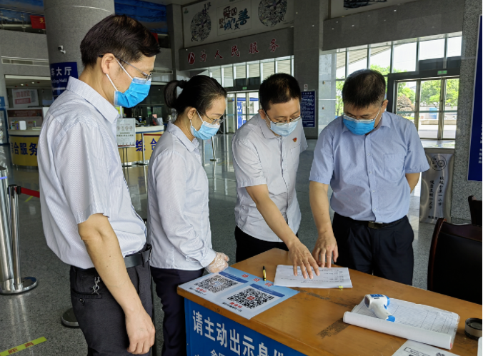 張小平督導南昌長途汽車西站安全生產、疫情防控、文明創(chuàng)建等工作