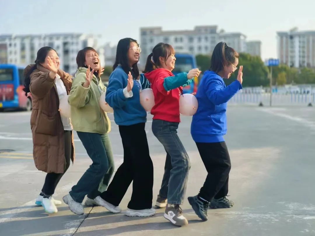 撫州長運(yùn) 春意盎然季 情暖女神節(jié)