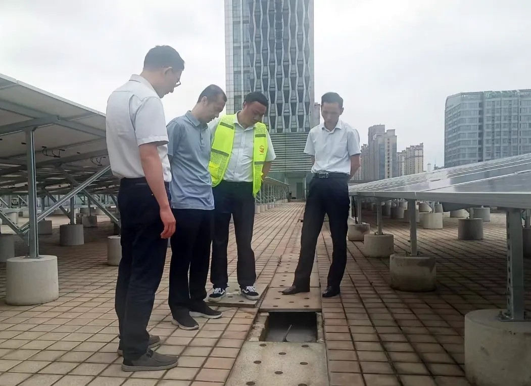 都市城際公交:開展暴雨、強(qiáng)對(duì)流等惡劣天氣的督查