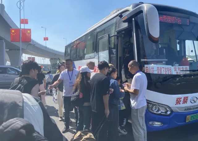 九江長(zhǎng)運(yùn):廬山索道 廬山南一日游國(guó)慶期間積極創(chuàng)收